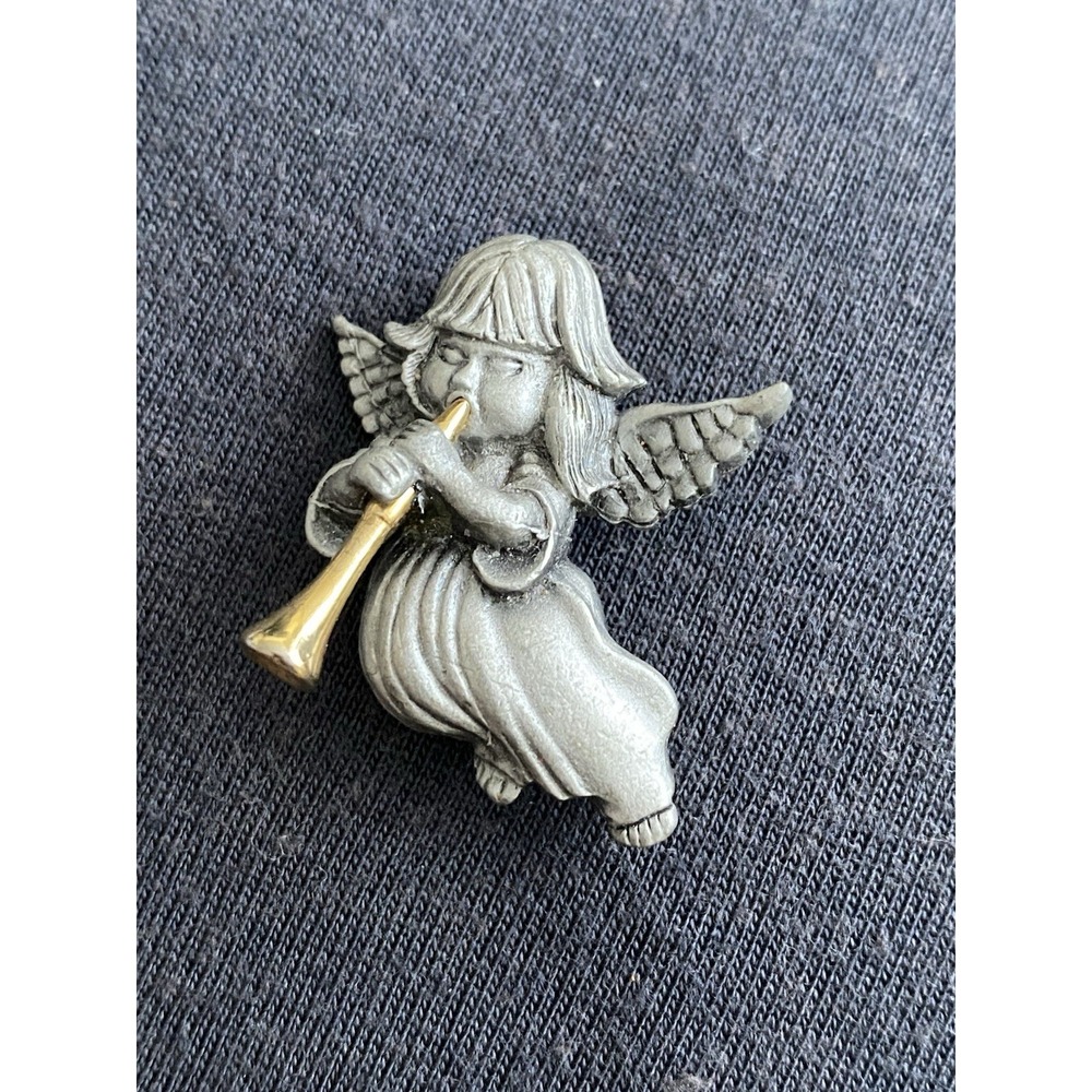 Vintage Daria Pewter Angel Blowing Horn In Flight Signed Snapback Pin Brooch